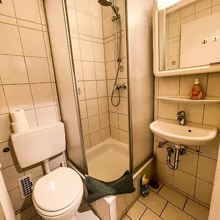 Lägenhet Fuer 3 Gaeste Kostenlose Parkplaetze Und Lift *
